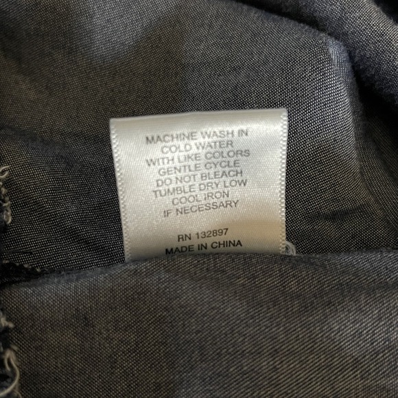 Jane And Delany Blue Denim Off Shoulder High Low 3/4 Bell Sleeve Top Womens M - Picture 10 of 10